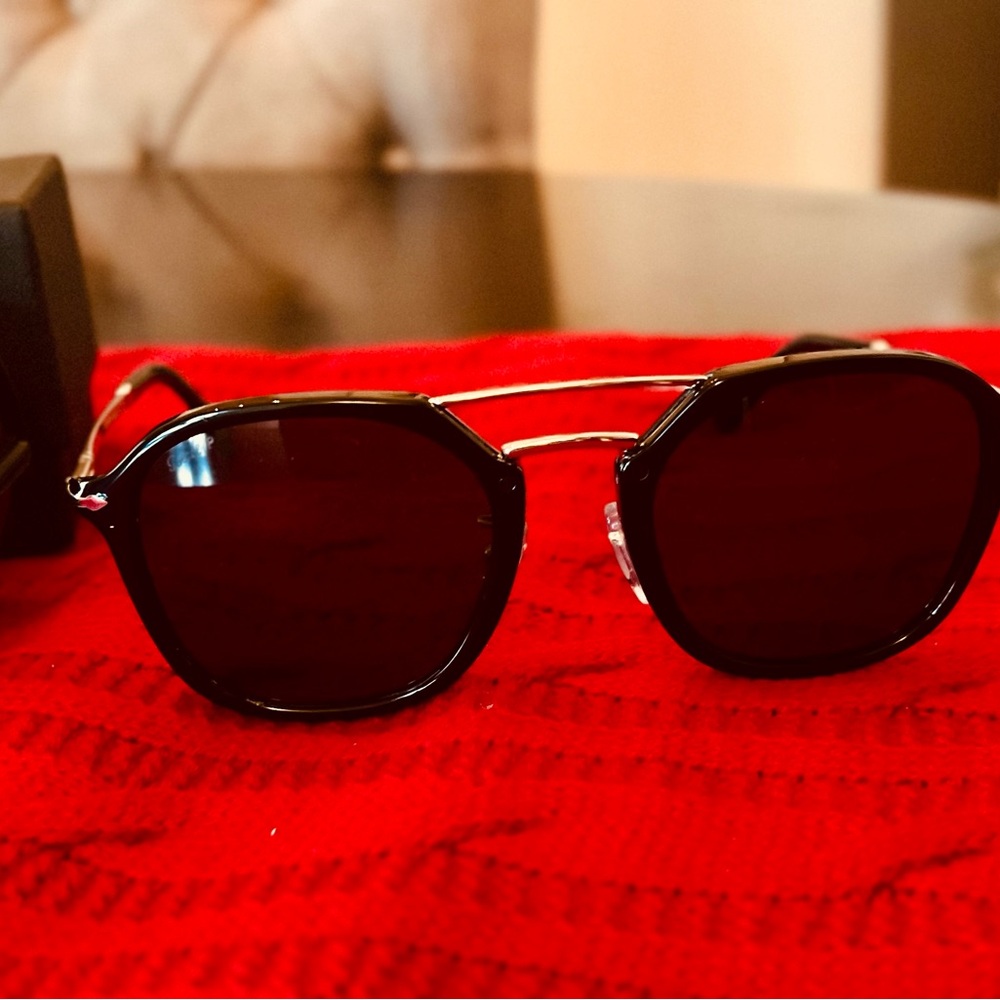 Persol Black Sunglasses - Picture 4 of 4
